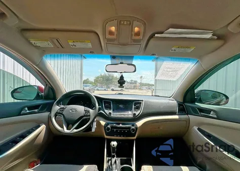 2017 Hyundai Tucson Limited z USA, uszkodzony, nr VIN KM8J33A23HU545641